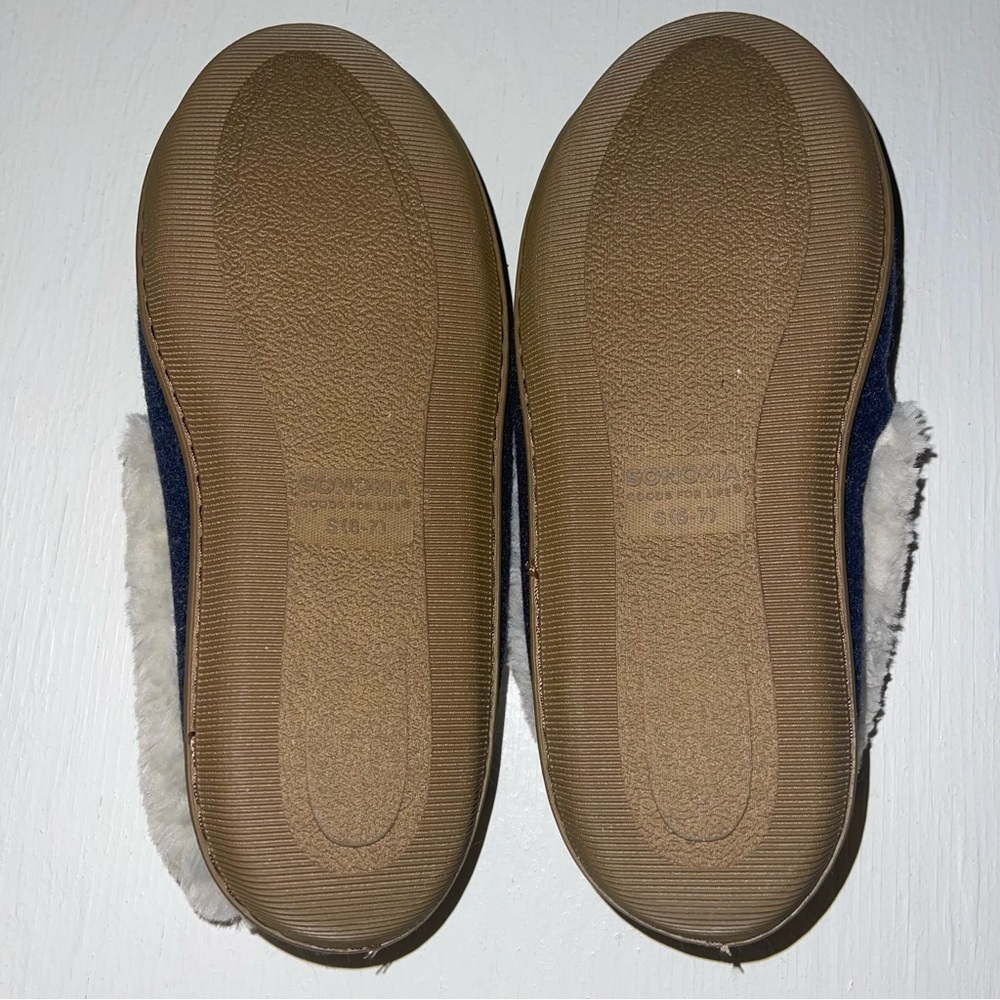 Slippers 6/7 - Picture 3 of 3